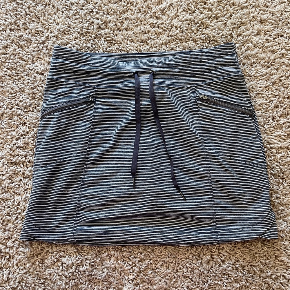 Athleta Skirt